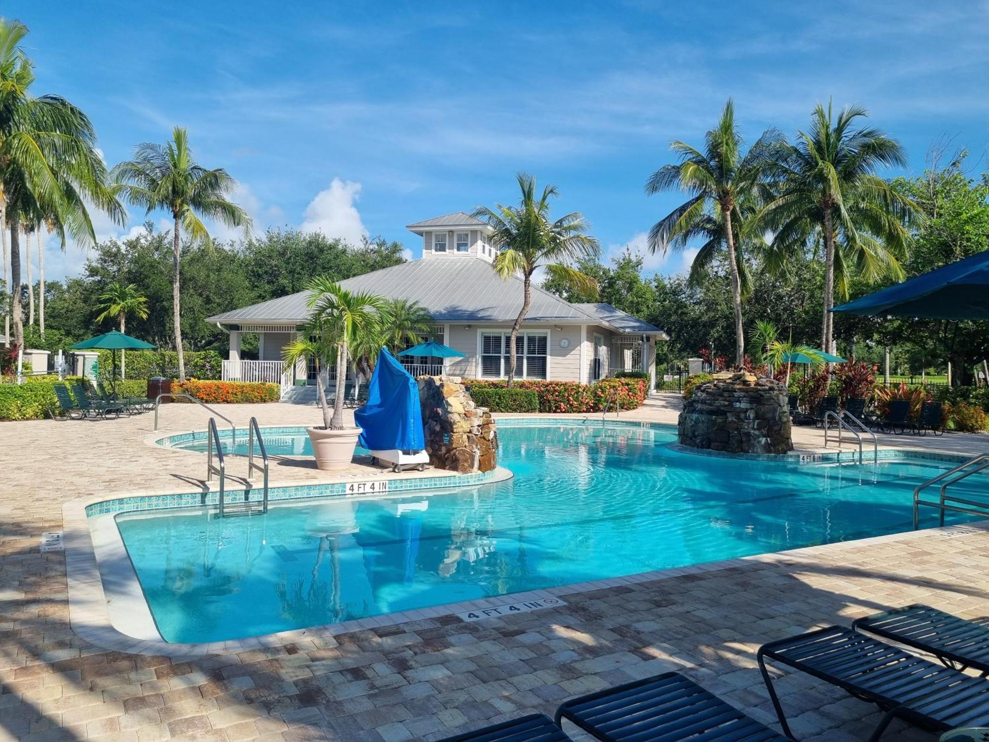 Stunning 2-Bedroom Plus Den Condo In Greenlinks Resort North North Naples Eksteriør bilde