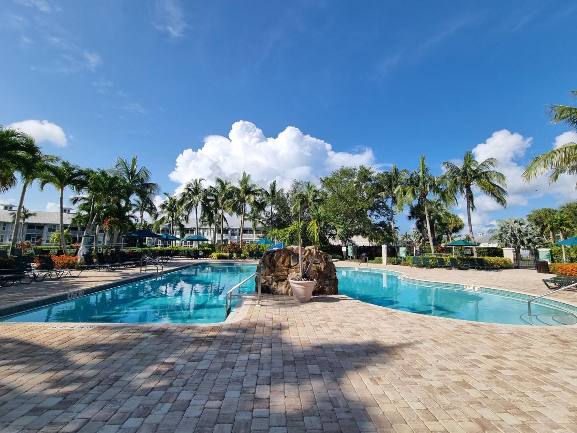 Stunning 2-Bedroom Plus Den Condo In Greenlinks Resort North North Naples Eksteriør bilde