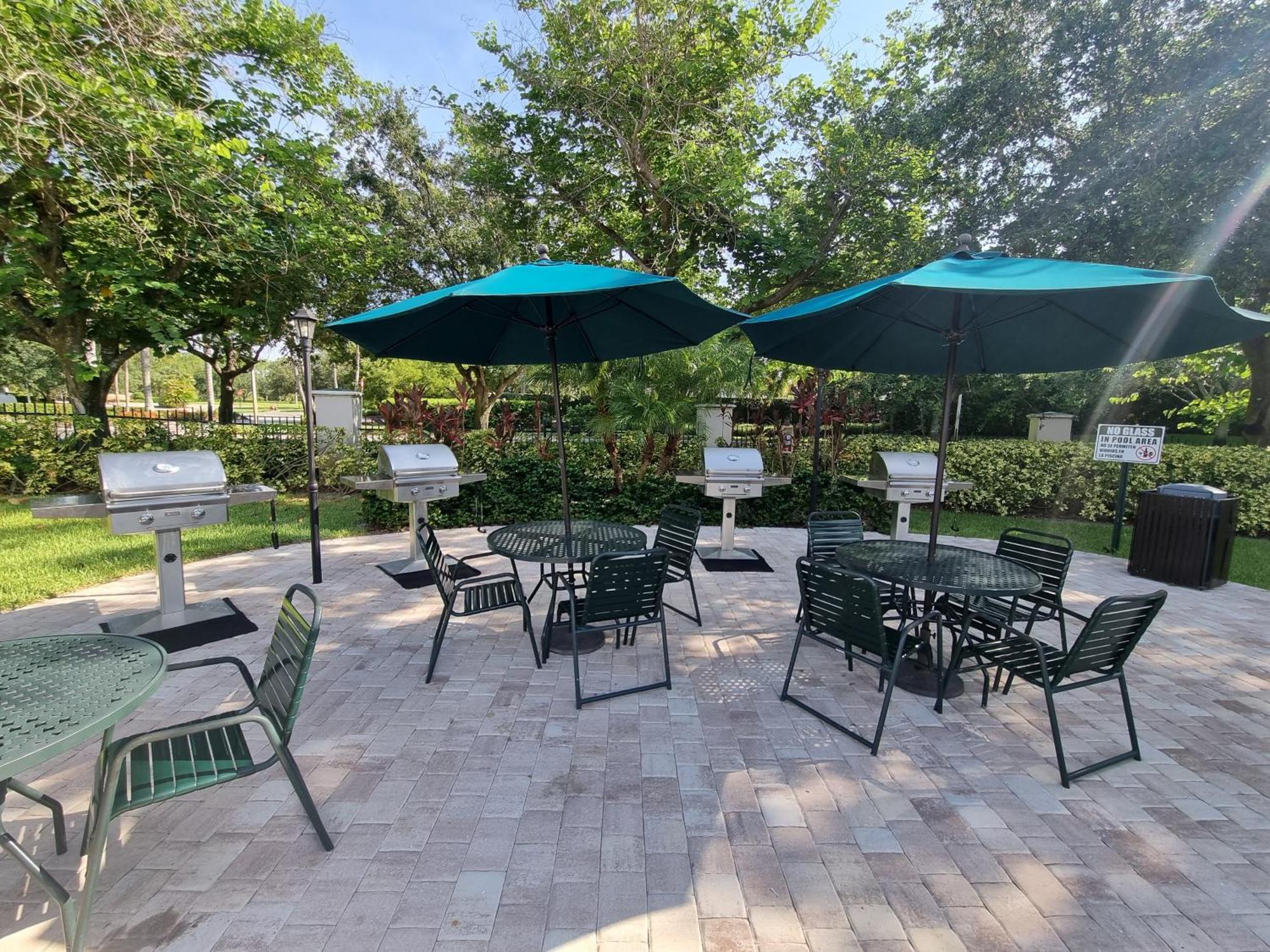 Stunning 2-Bedroom Plus Den Condo In Greenlinks Resort North North Naples Eksteriør bilde