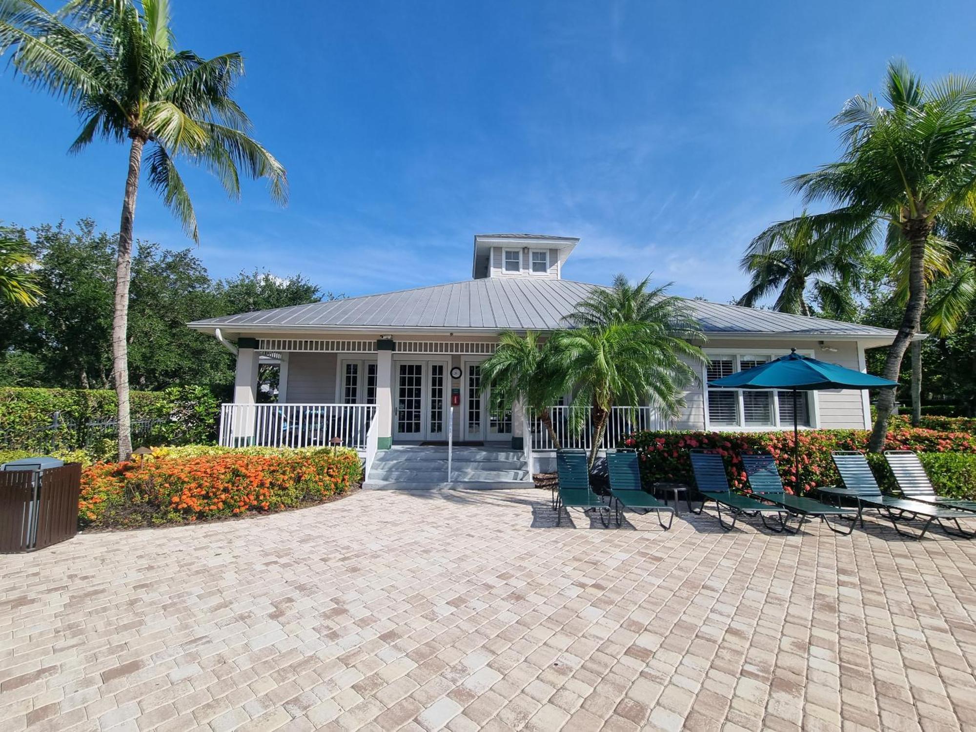 Stunning 2-Bedroom Plus Den Condo In Greenlinks Resort North North Naples Eksteriør bilde